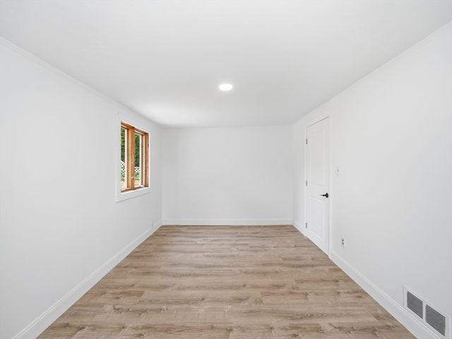 139 Spring St, Quincy, MA 02169