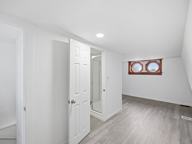 139 Spring St, Quincy, MA 02169