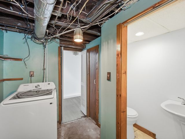 139 Spring St, Quincy, MA 02169