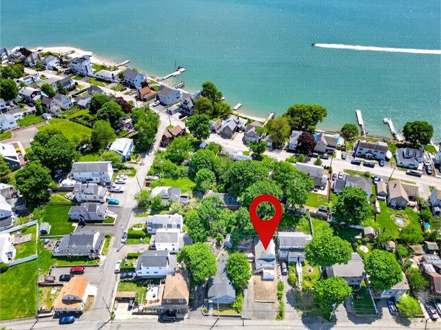 139 Spring St, Quincy, MA 02169