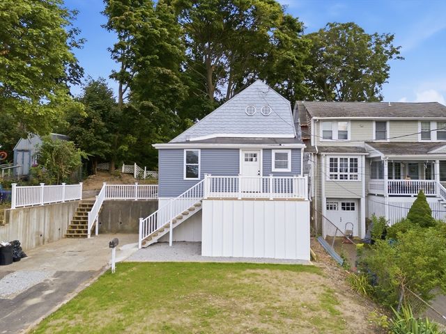 139 Spring St, Quincy, MA 02169