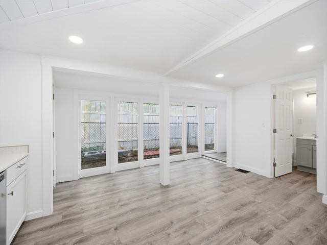 139 Spring St, Quincy, MA 02169