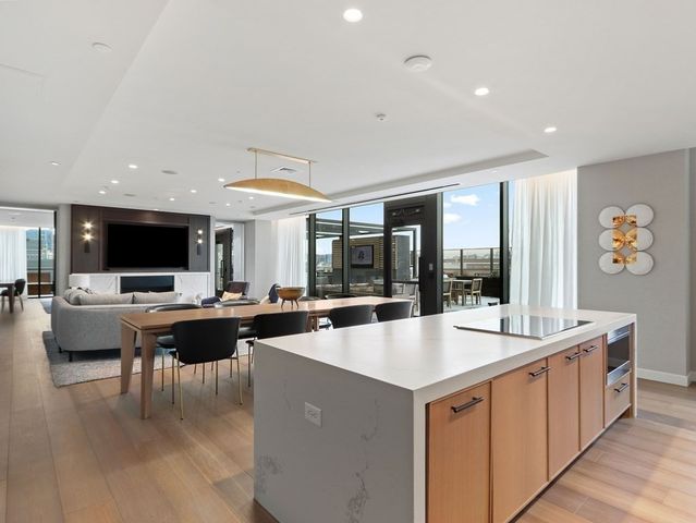 380 Harrison Avenue 1127, Boston, MA 02118