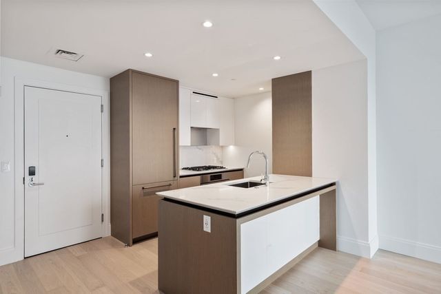 380 Harrison Avenue 1127, Boston, MA 02118
