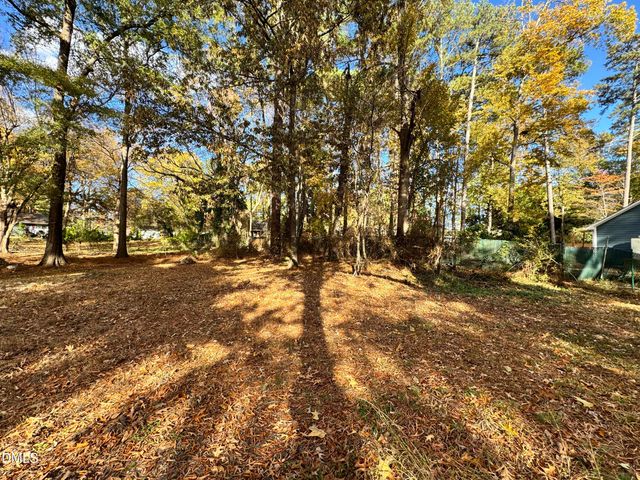 111 Forest Green Drive, Cary, NC 27511