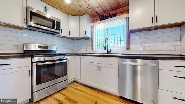 317 QUEEN ST, Woodbury, NJ 08096
