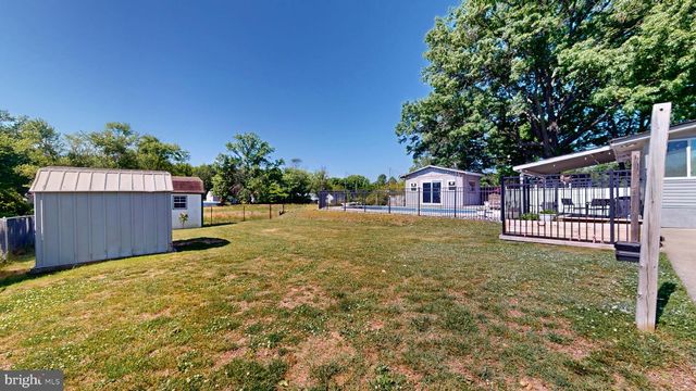 317 QUEEN ST, Woodbury, NJ 08096