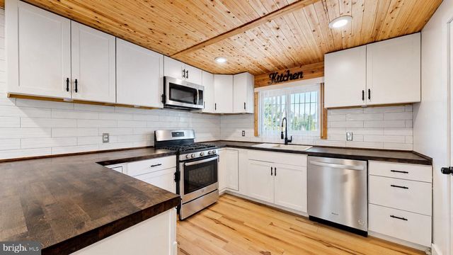 317 QUEEN ST, Woodbury, NJ 08096