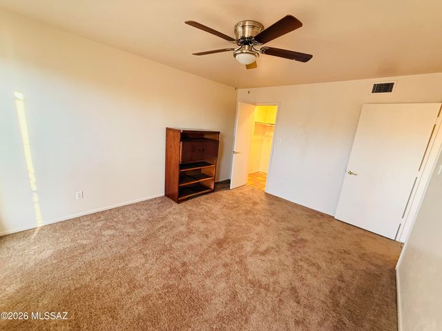 1600 N Wilmot Rd Unit 236, Tucson, AZ 85712