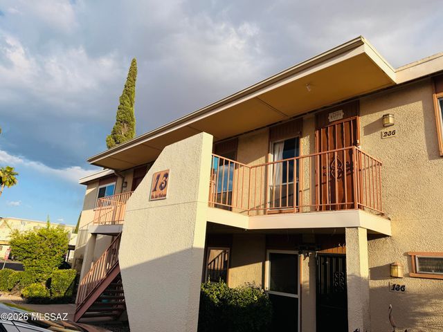 1600 N Wilmot Rd Unit 236, Tucson, AZ 85712