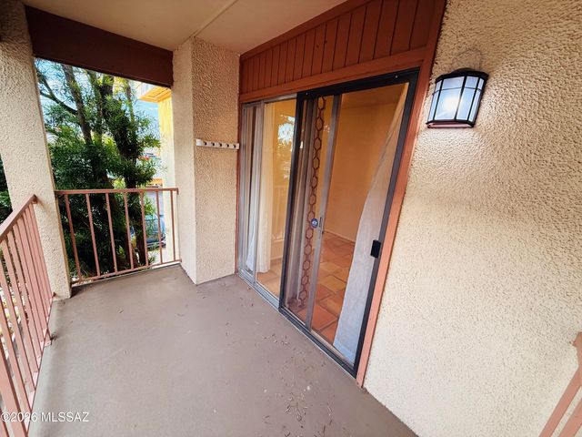 1600 N Wilmot Rd Unit 236, Tucson, AZ 85712