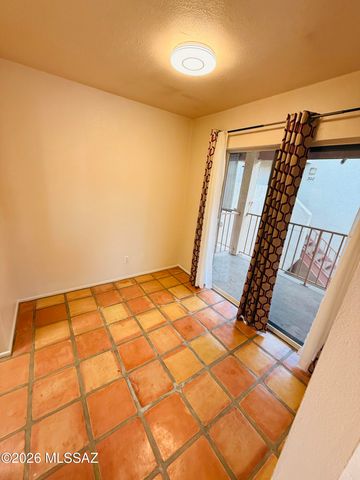 1600 N Wilmot Rd Unit 236, Tucson, AZ 85712