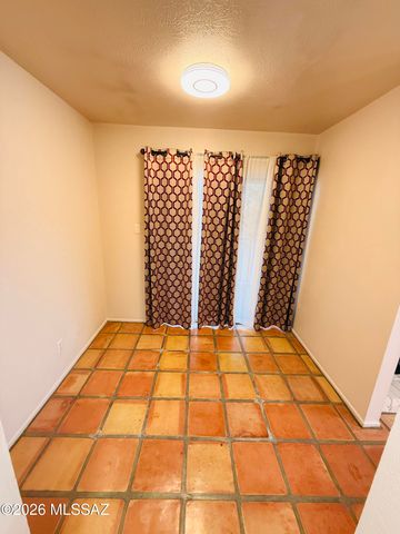 1600 N Wilmot Rd Unit 236, Tucson, AZ 85712