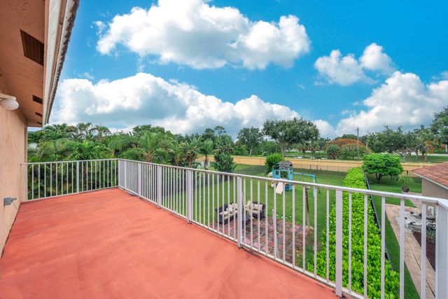 149 Bellezza Terrace, Royal Palm Beach, FL 33411