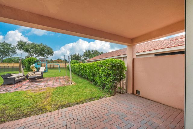 149 Bellezza Terrace, Royal Palm Beach, FL 33411