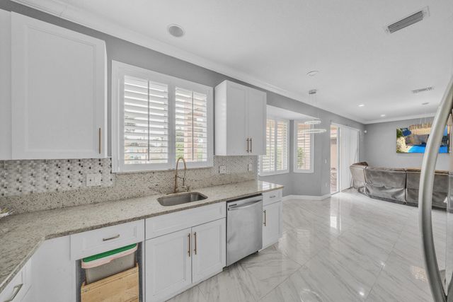149 Bellezza Terrace, Royal Palm Beach, FL 33411
