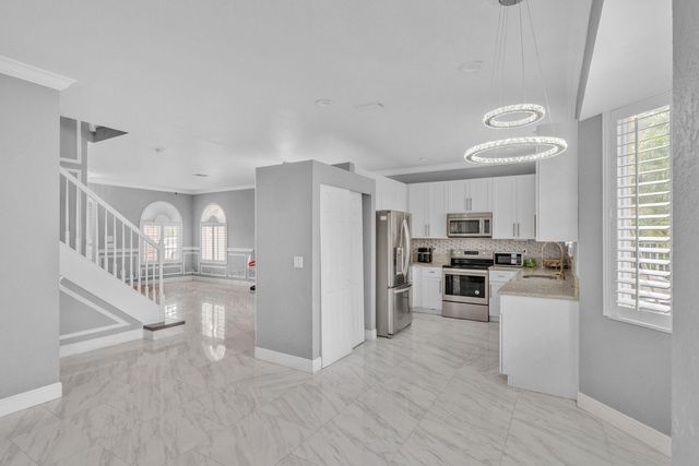 149 Bellezza Terrace, Royal Palm Beach, FL 33411