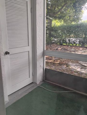 729 NW 92 AV 729 729, Plantation, FL 33324