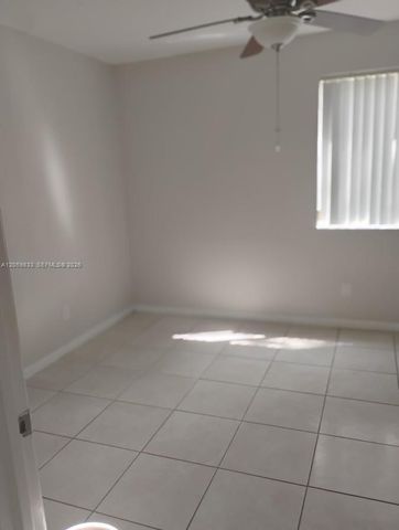 729 NW 92 AV 729 729, Plantation, FL 33324