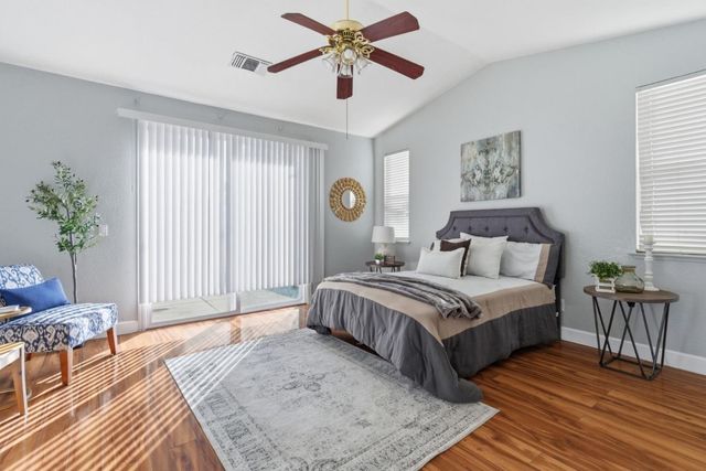 960 Kirkwood Way, Lathrop, CA 95330