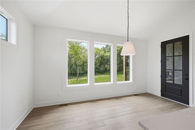 1149 Hummingbird Court, Greenwood, MO 64034
