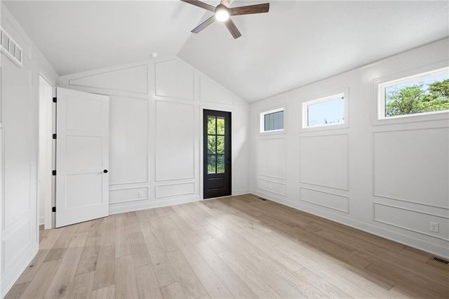 1149 Hummingbird Court, Greenwood, MO 64034