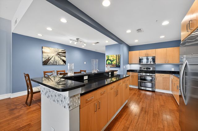 5055 Addison Circle 713, Addison, TX 75001