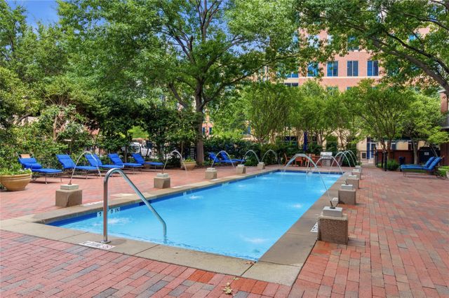 5055 Addison Circle 713, Addison, TX 75001