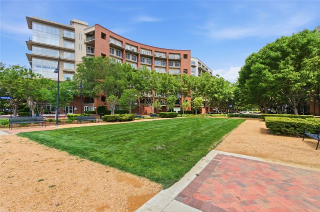 5055 Addison Circle 713, Addison, TX 75001