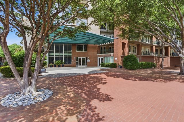 5055 Addison Circle 713, Addison, TX 75001