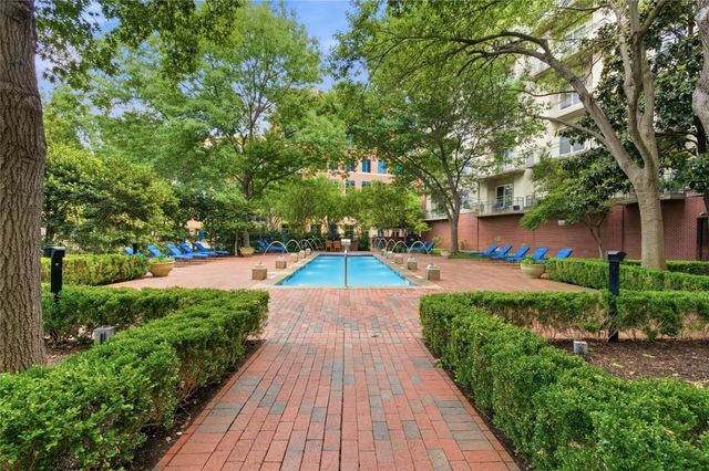 5055 Addison Circle 713, Addison, TX 75001