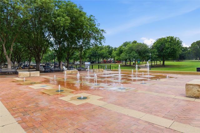 5055 Addison Circle 713, Addison, TX 75001