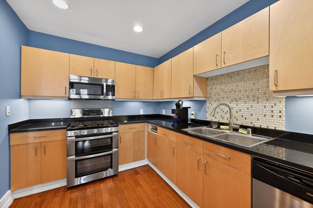 5055 Addison Circle 713, Addison, TX 75001