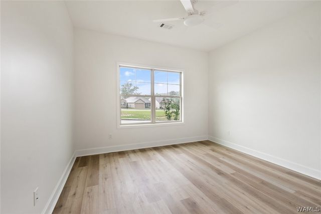 445 Creek Side Loop, Tuscaloosa, AL 35404