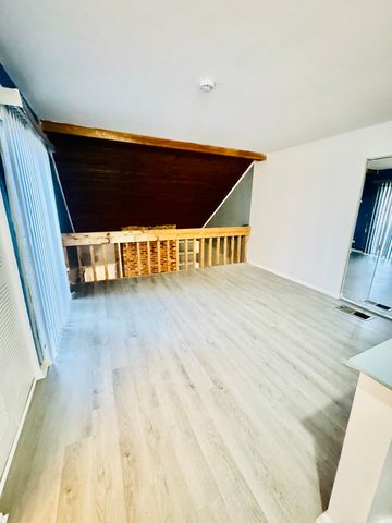 3349 Beacon Street 39, North Chicago, IL 60064