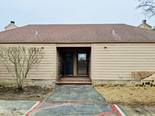 3349 Beacon Street 39, North Chicago, IL 60064