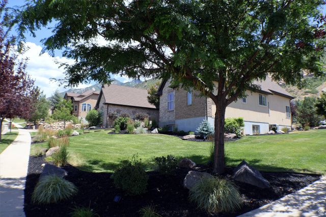 12095 S MILONA DR, Draper, UT 84020