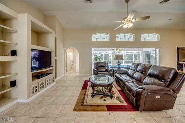 1324 NE 23rd TER, Cape Coral, FL 33909