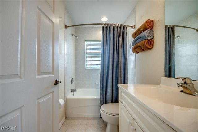 1324 NE 23rd TER, Cape Coral, FL 33909