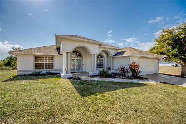 1324 NE 23rd TER, Cape Coral, FL 33909