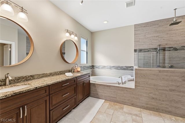 3905 Agualinda BLVD, Cape Coral, FL 33914