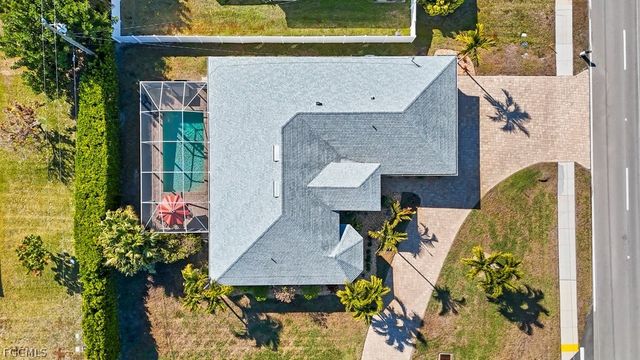 3905 Agualinda BLVD, Cape Coral, FL 33914