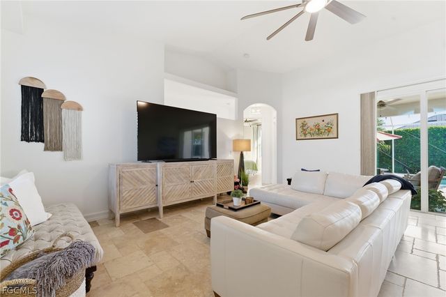 3905 Agualinda BLVD, Cape Coral, FL 33914