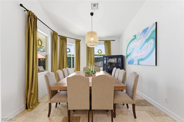 3905 Agualinda BLVD, Cape Coral, FL 33914