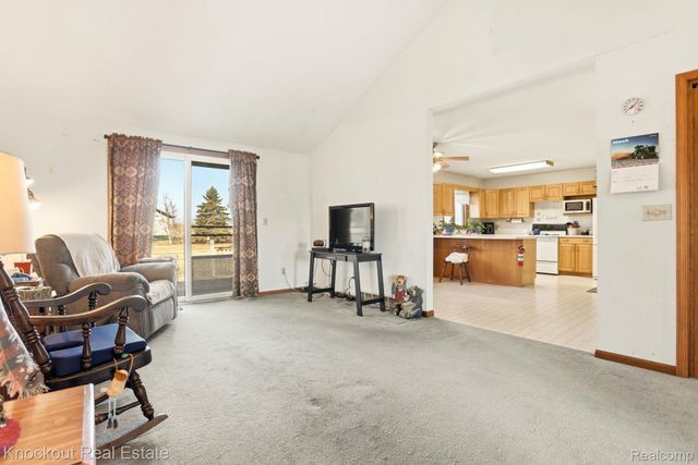 7045 Hospital Road, Tittabawassee Township, MI 48623