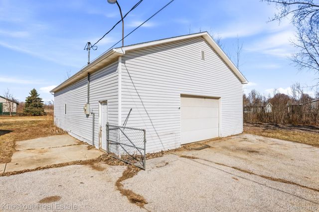 7045 Hospital Road, Tittabawassee Township, MI 48623