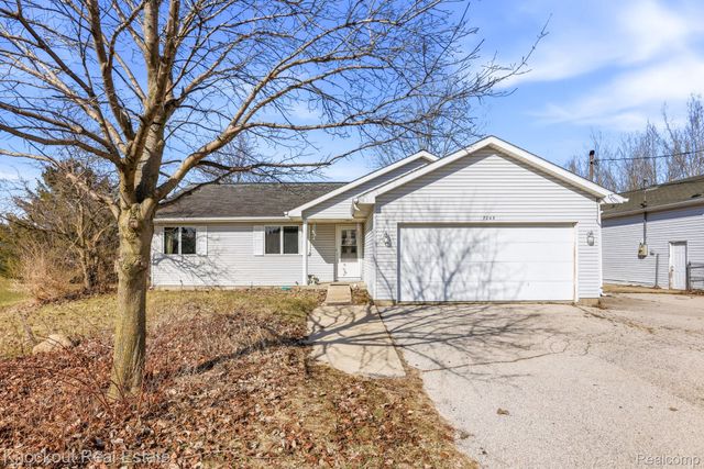 7045 Hospital Road, Tittabawassee Township, MI 48623