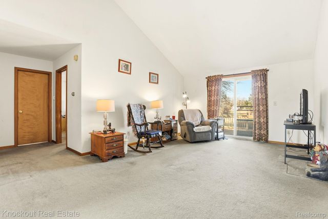 7045 Hospital Road, Tittabawassee Township, MI 48623