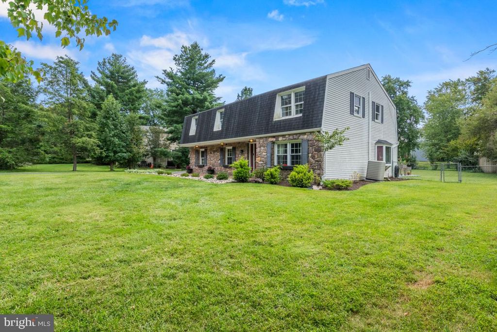 228 LENAPE DR, NORTH WALES, PA 19454 — photo 4