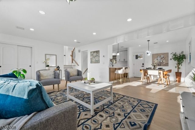 177 Rockwood Pl, Englewood City, NJ 07631